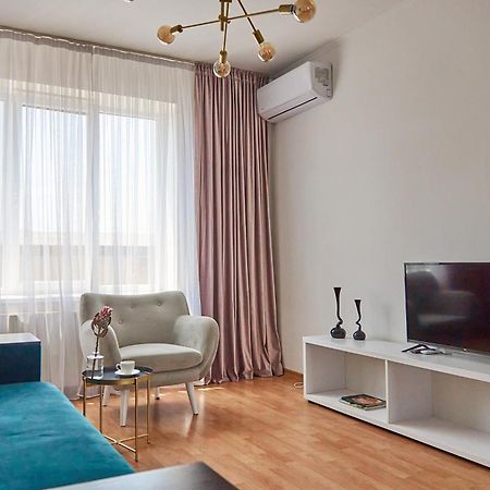Lux Apartment Mukacheve Luaran gambar