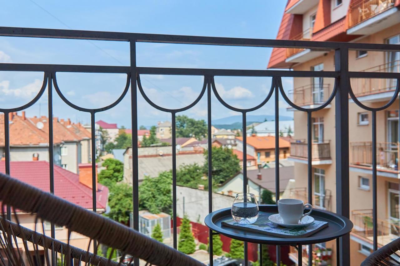 Lux Apartment Mukacheve Luaran gambar