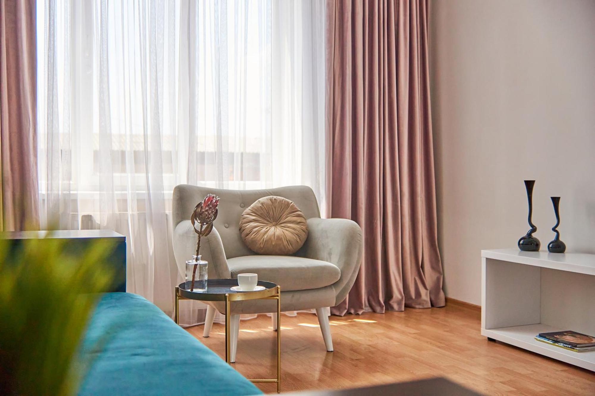 Lux Apartment Mukacheve Luaran gambar