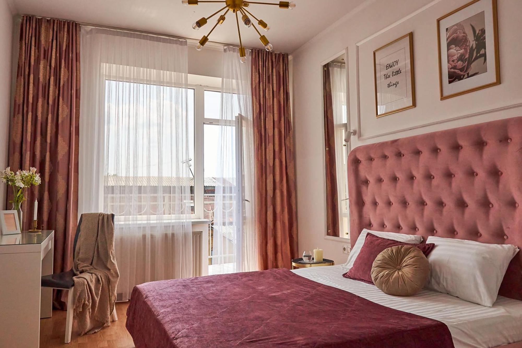 Lux Apartment Mukacheve Luaran gambar