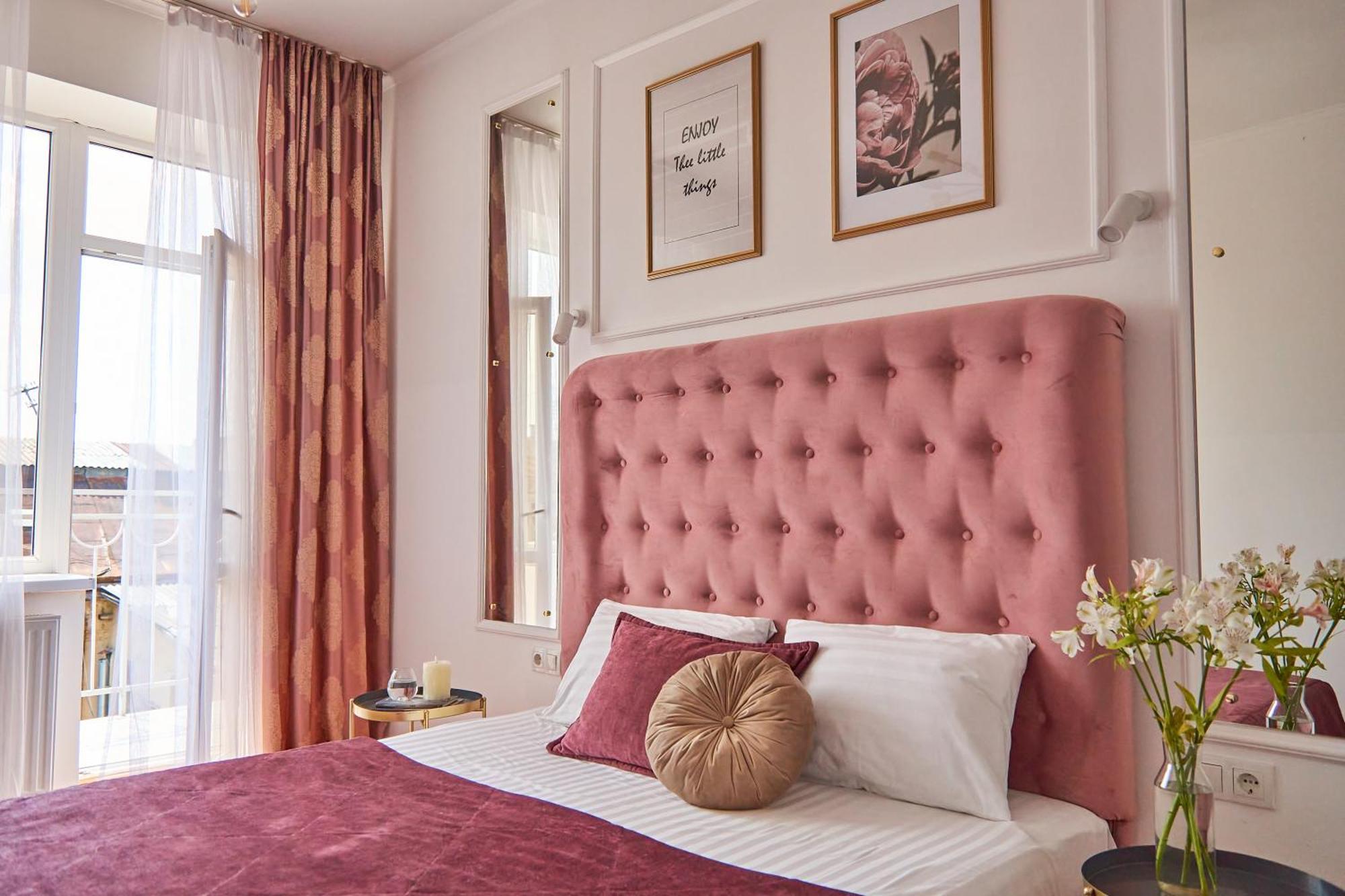 Lux Apartment Mukacheve Luaran gambar