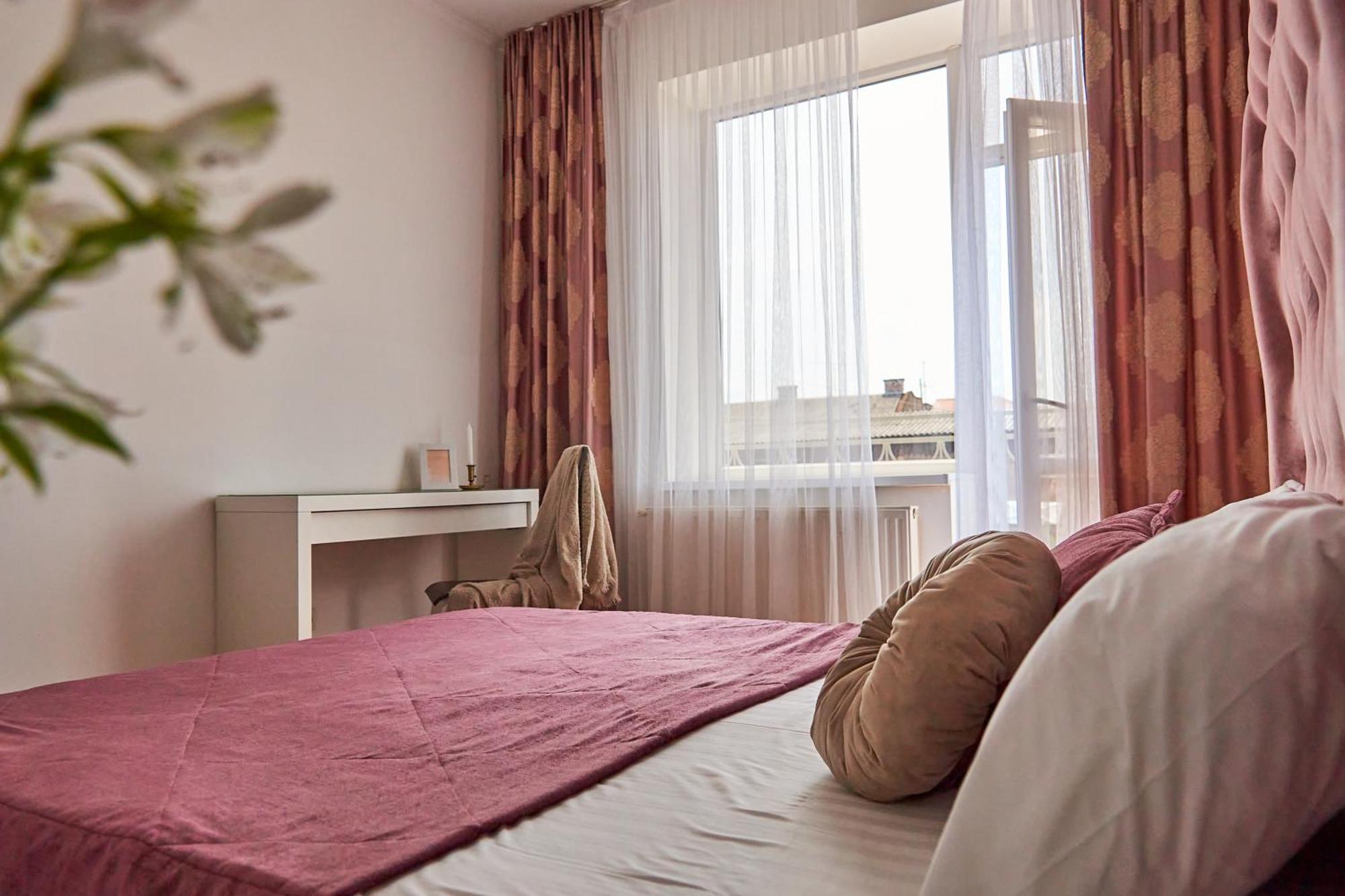 Lux Apartment Mukacheve Luaran gambar